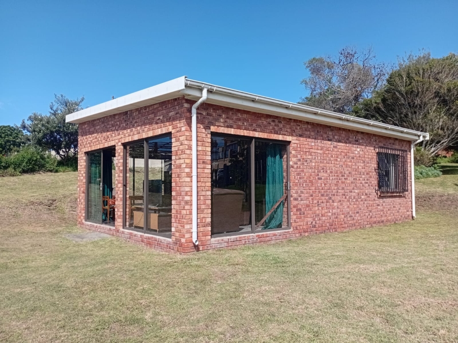 To Let 1 Bedroom Property for Rent in Kaysers Beach Eastern Cape